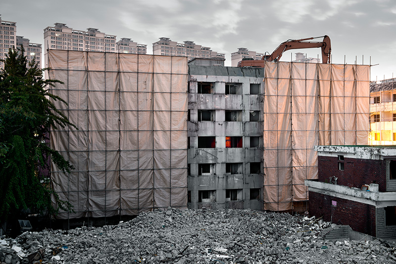 ⓒ 정지현, Demolition Site 10 Outside, Pigment print, 120x160cm, 2013.jpg