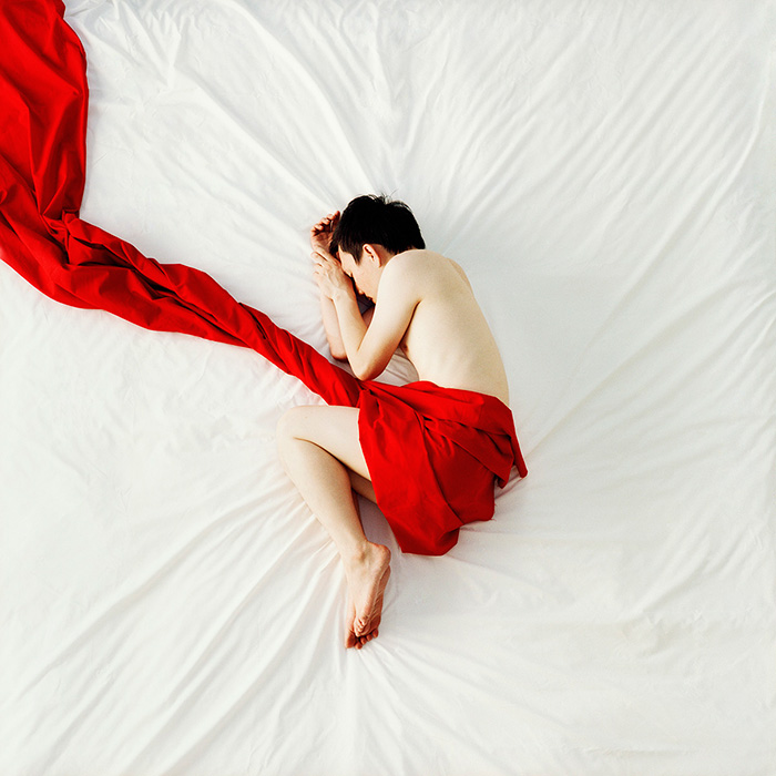 a man on bed,inkjet print,90X90cm,2012.jpg